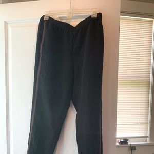 Madewell Size M slip on elastic pants with pockets and side embroidery